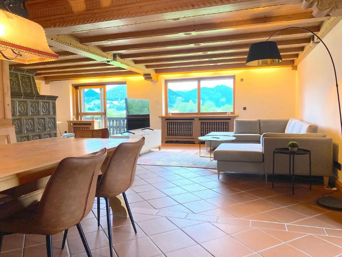 Grosszuegige Ferienwohnung Am Tegernsee Mit Suedbalkon Und Wallbergblick Bad Wiessee