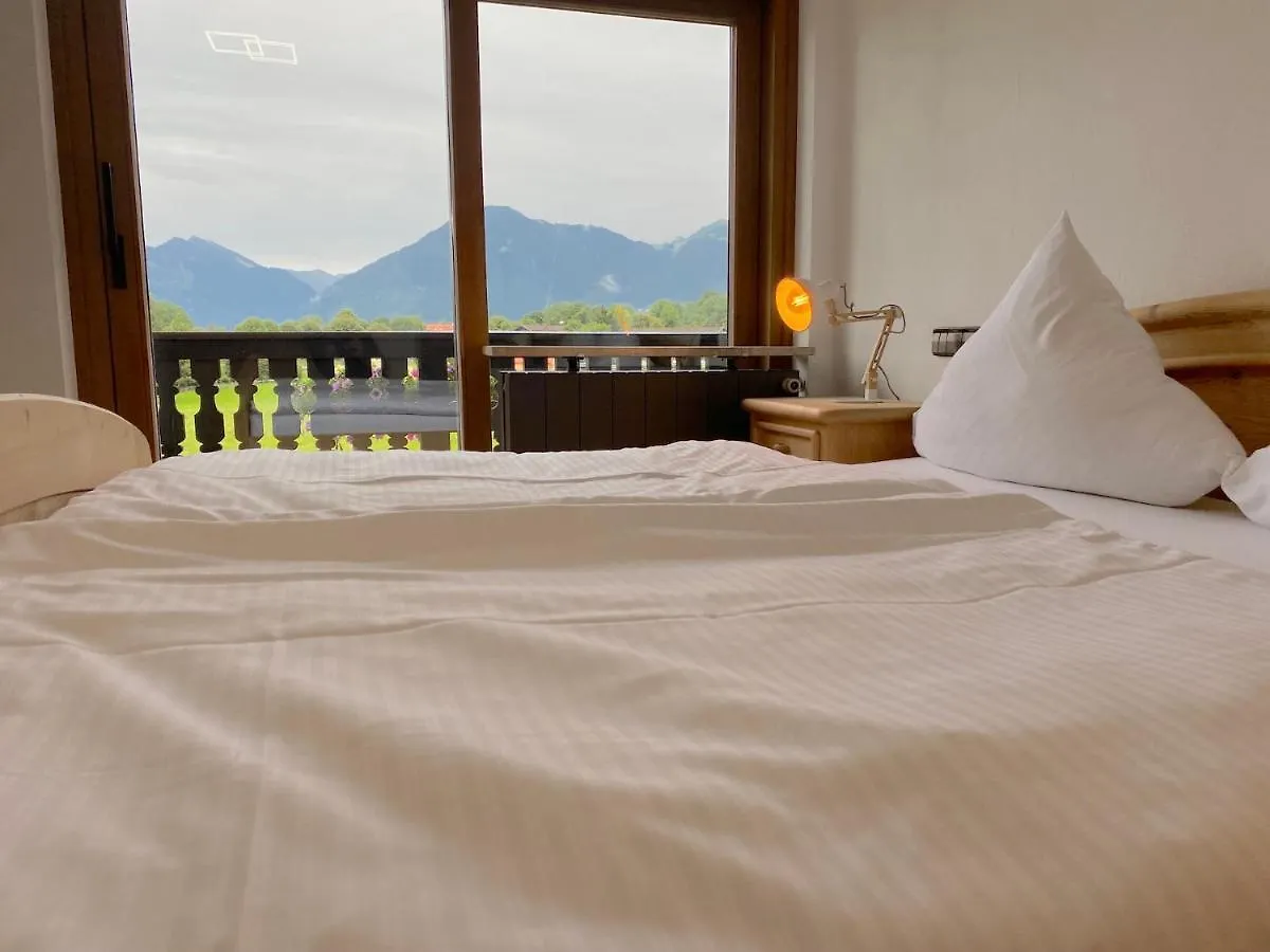 Apartment Grosszuegige Ferienwohnung Am Tegernsee Mit Suedbalkon Und Wallbergblick Bad Wiessee